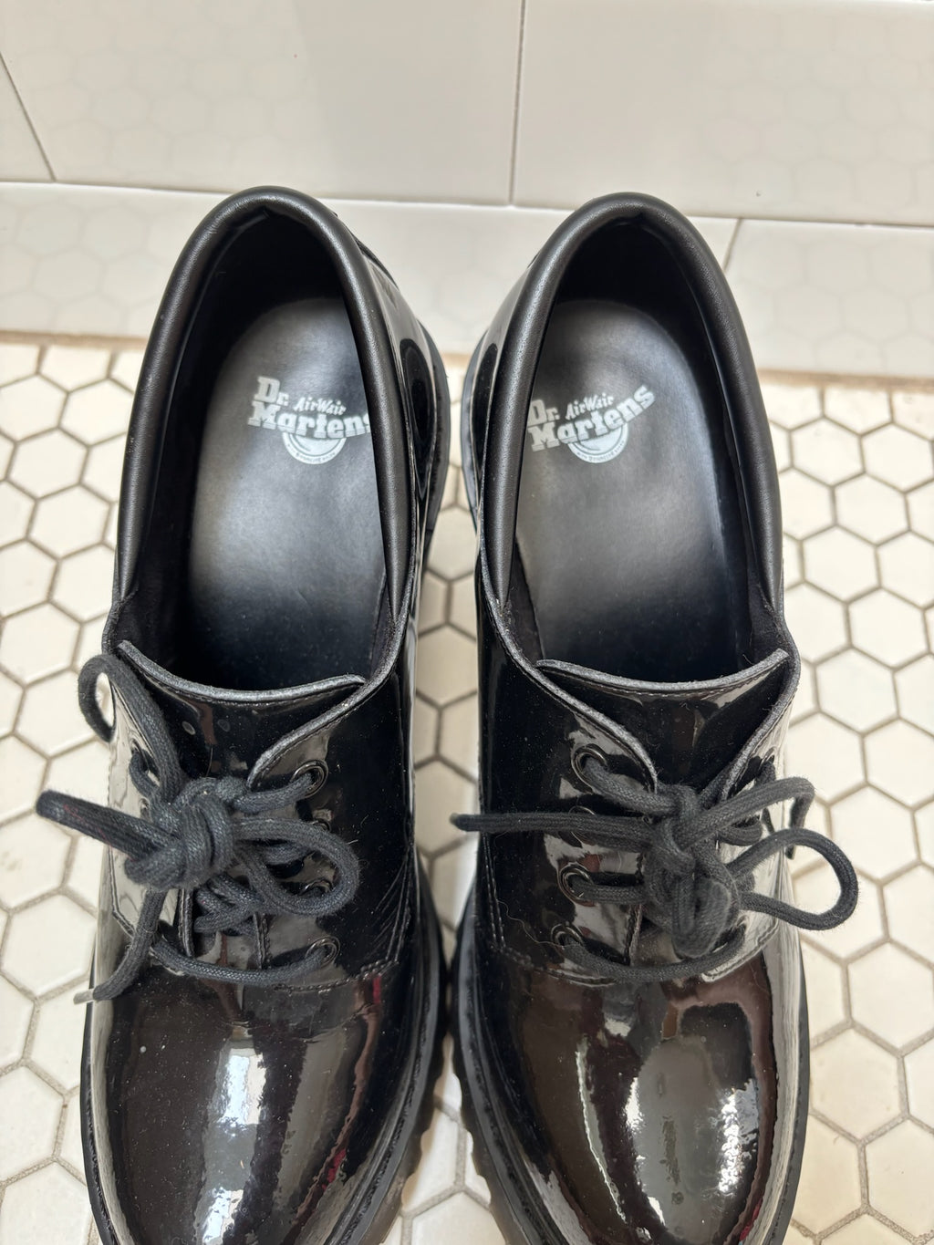 Dr. Martens Black Patent Leather Platform Heel Oxford — Size 8.5