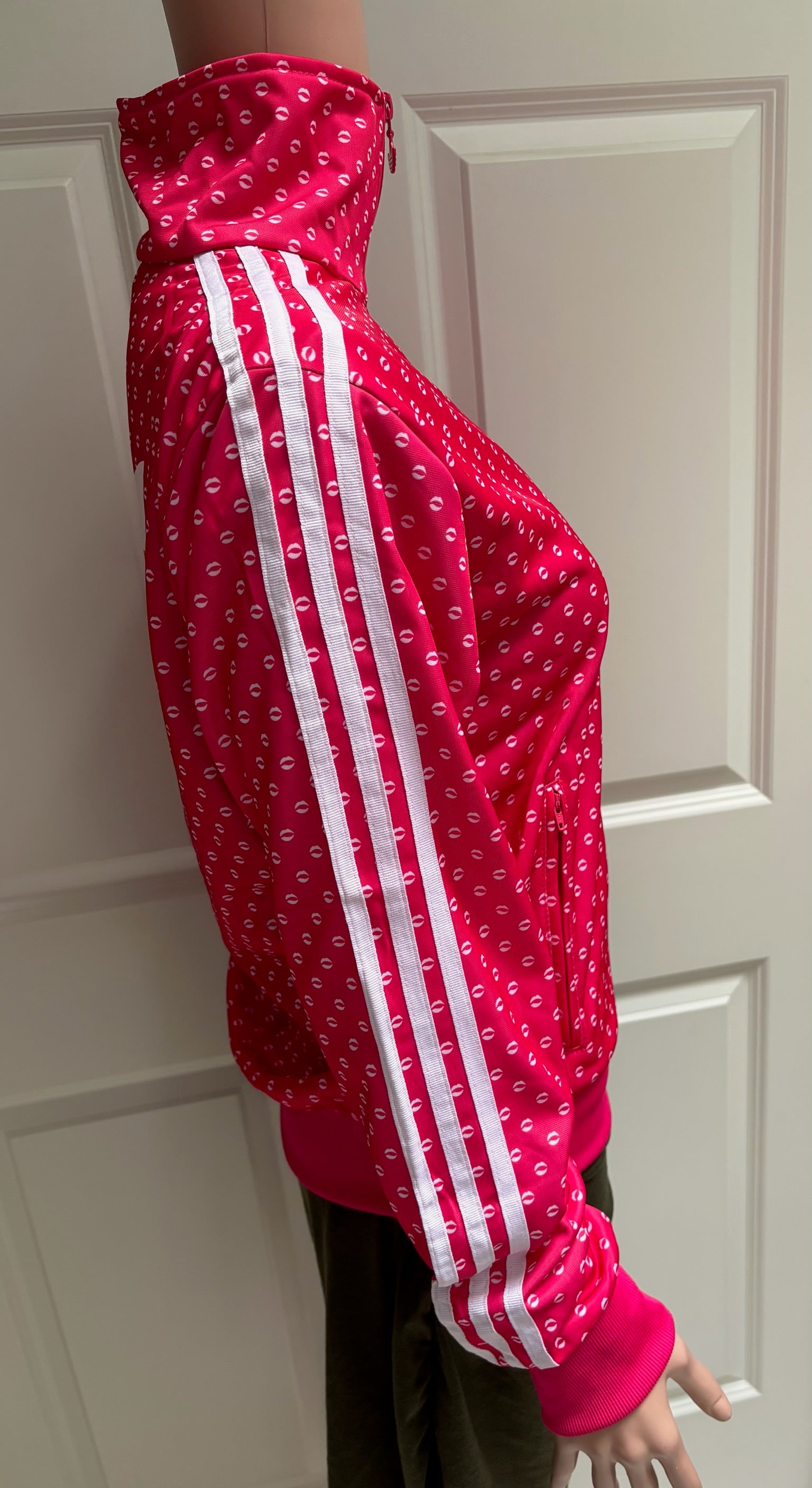 Adidas Originals Lips Print Track Jacket in Hot Pink- Medium
