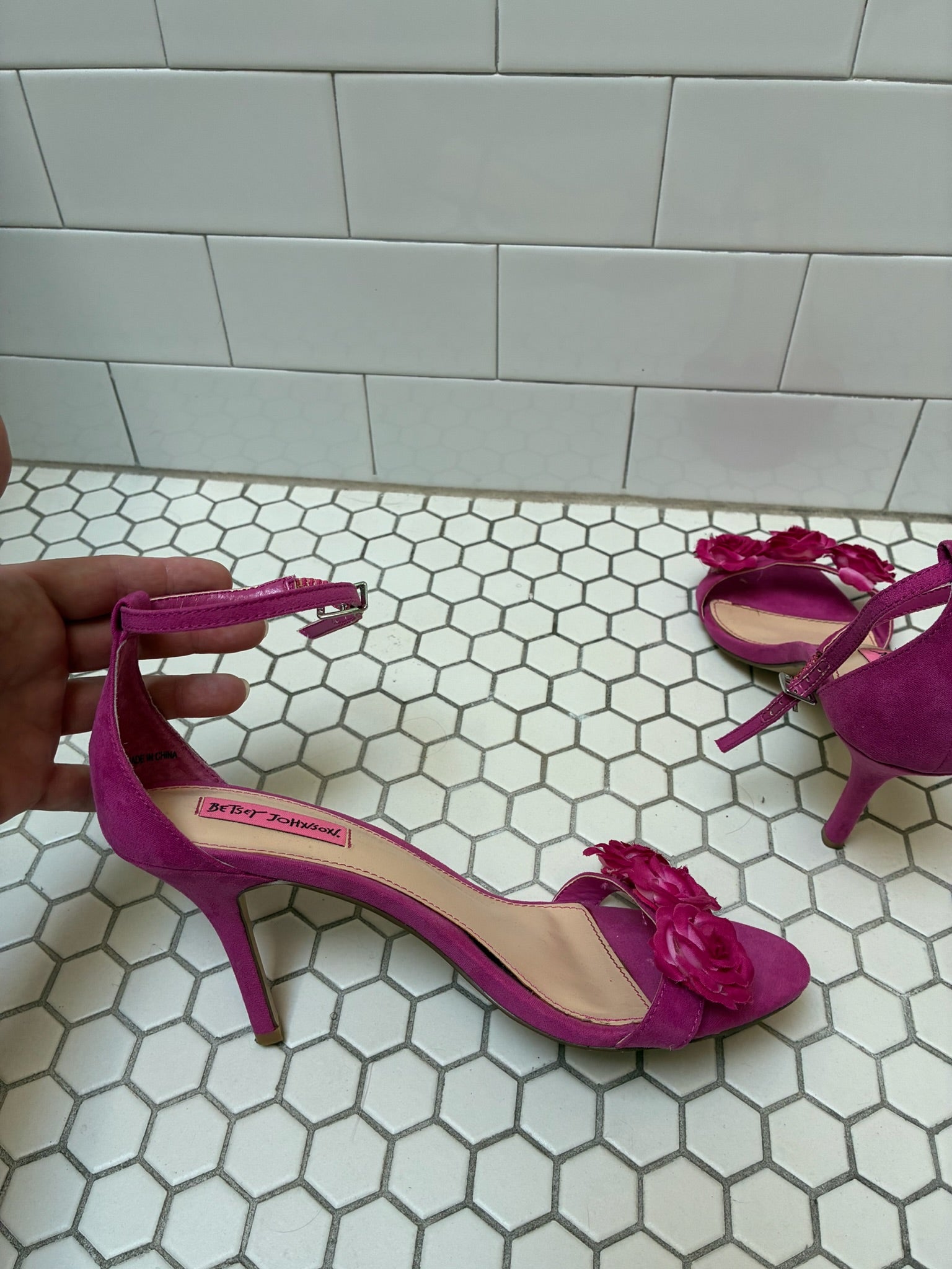 Betsey Johnson Fuchsia Rose Stiletto Sandals — Size 8.5