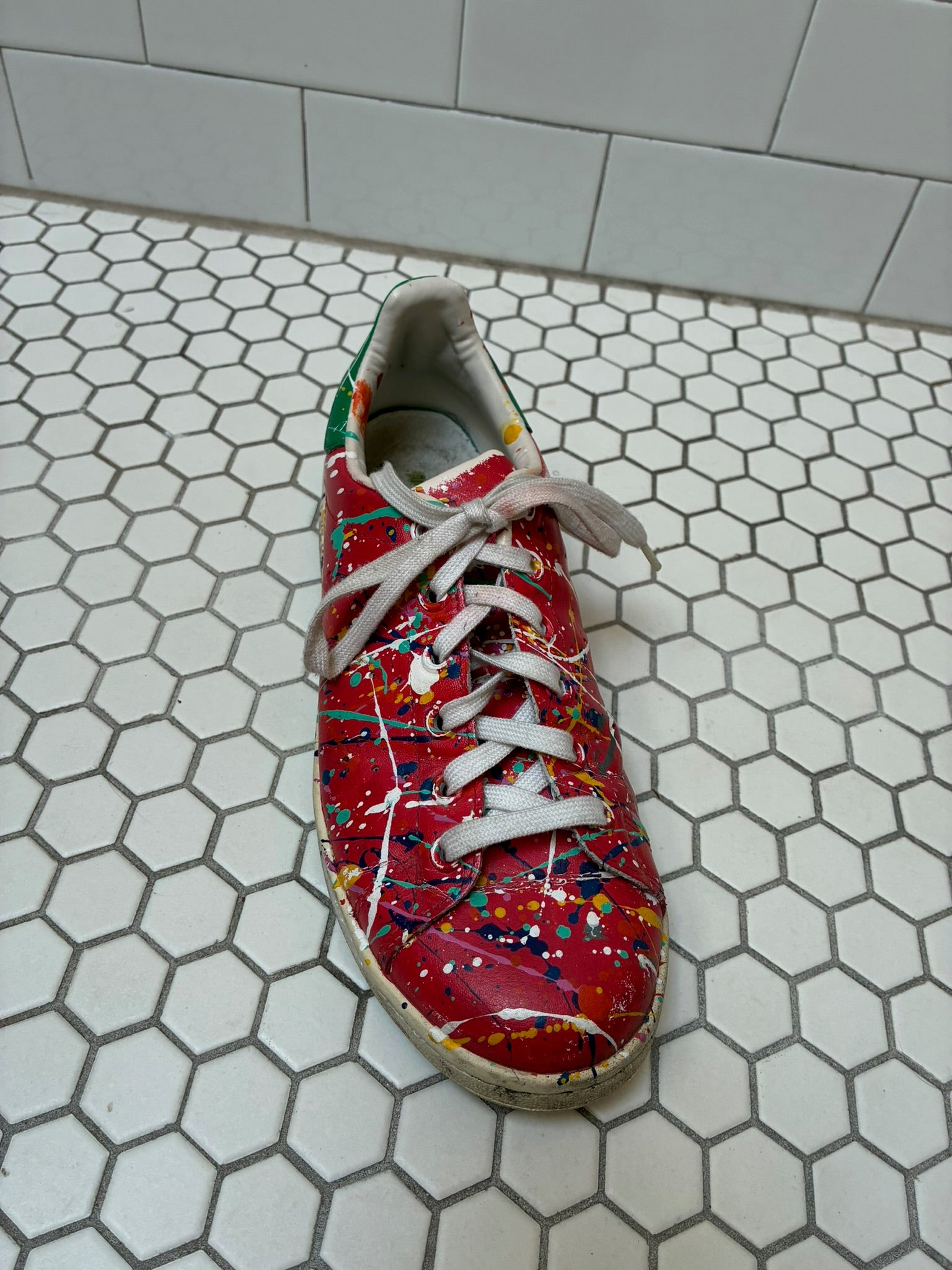 RARE Stan Smith Adidas paint splatter red shoes