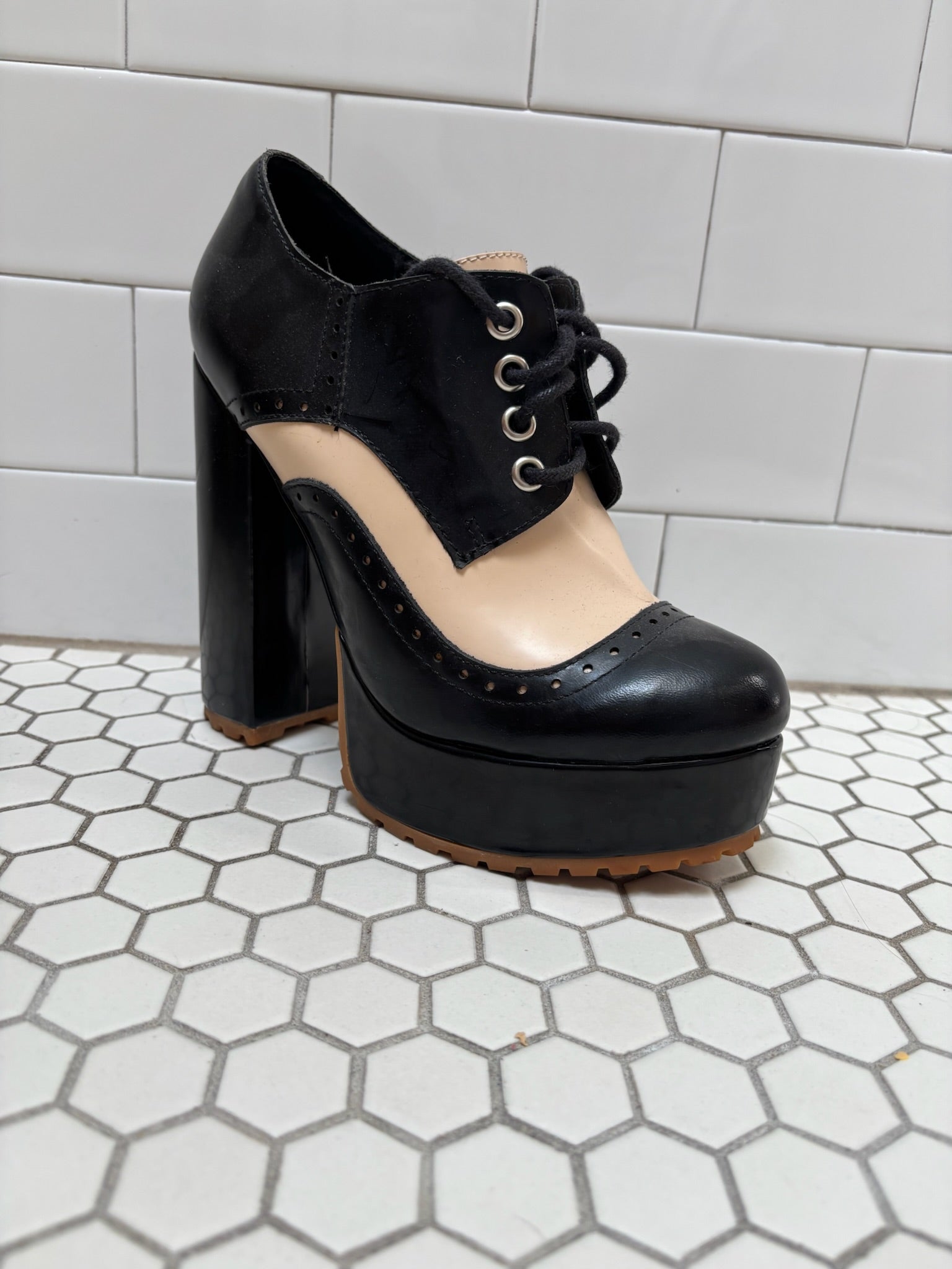 Jeffrey Campbell Black & Nude Lace-Up Platform Heels — 6" Platform, Size 8.5