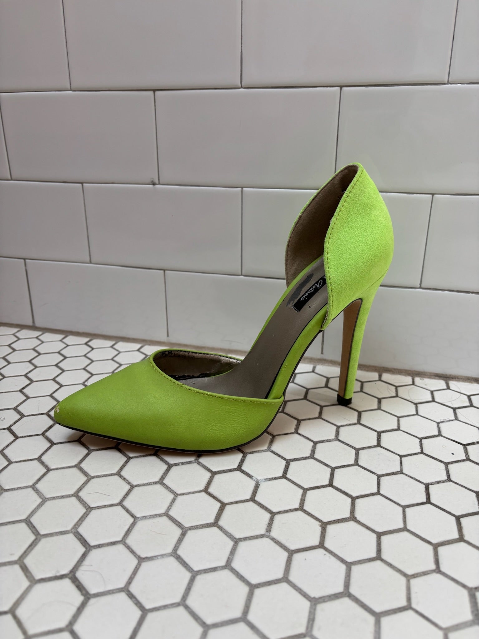 Michael Antonio Neon Lime Green d’Orsay Stiletto Pumps — Size 8.5