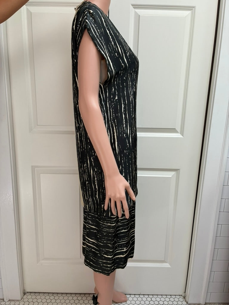 Vintage 1960s Abstract Brushstroke Two-Piece Set | Tunic & Pencil Skirt | Black & Cream | Size 4