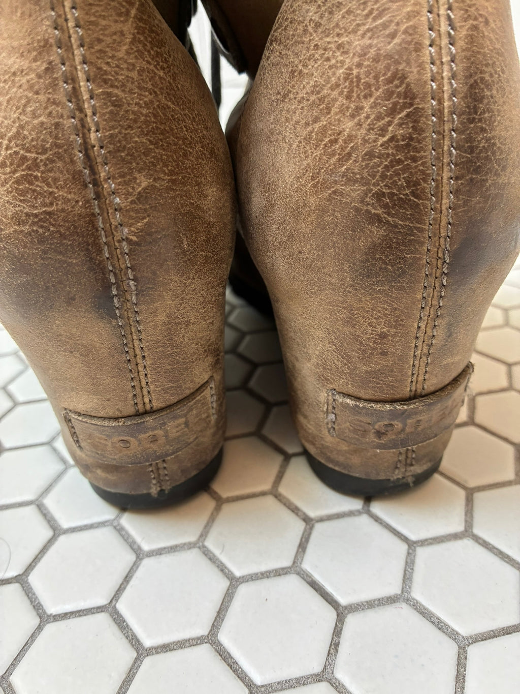 Sorel Women Joan of Arctic Boot Size 8.5 Waterproof Olive Combat Wedge Lug
