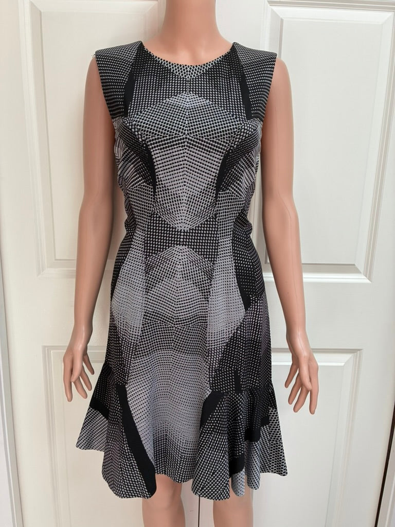 Diane von Furstenberg DVF Optical Illusion Jacquard Dress | Black & White | Ruffle Hem | Size 10