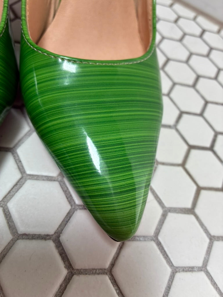 Green to Gold Ombré Stiletto Pumps | Red Sole | Pointed Toe | Size 8.5