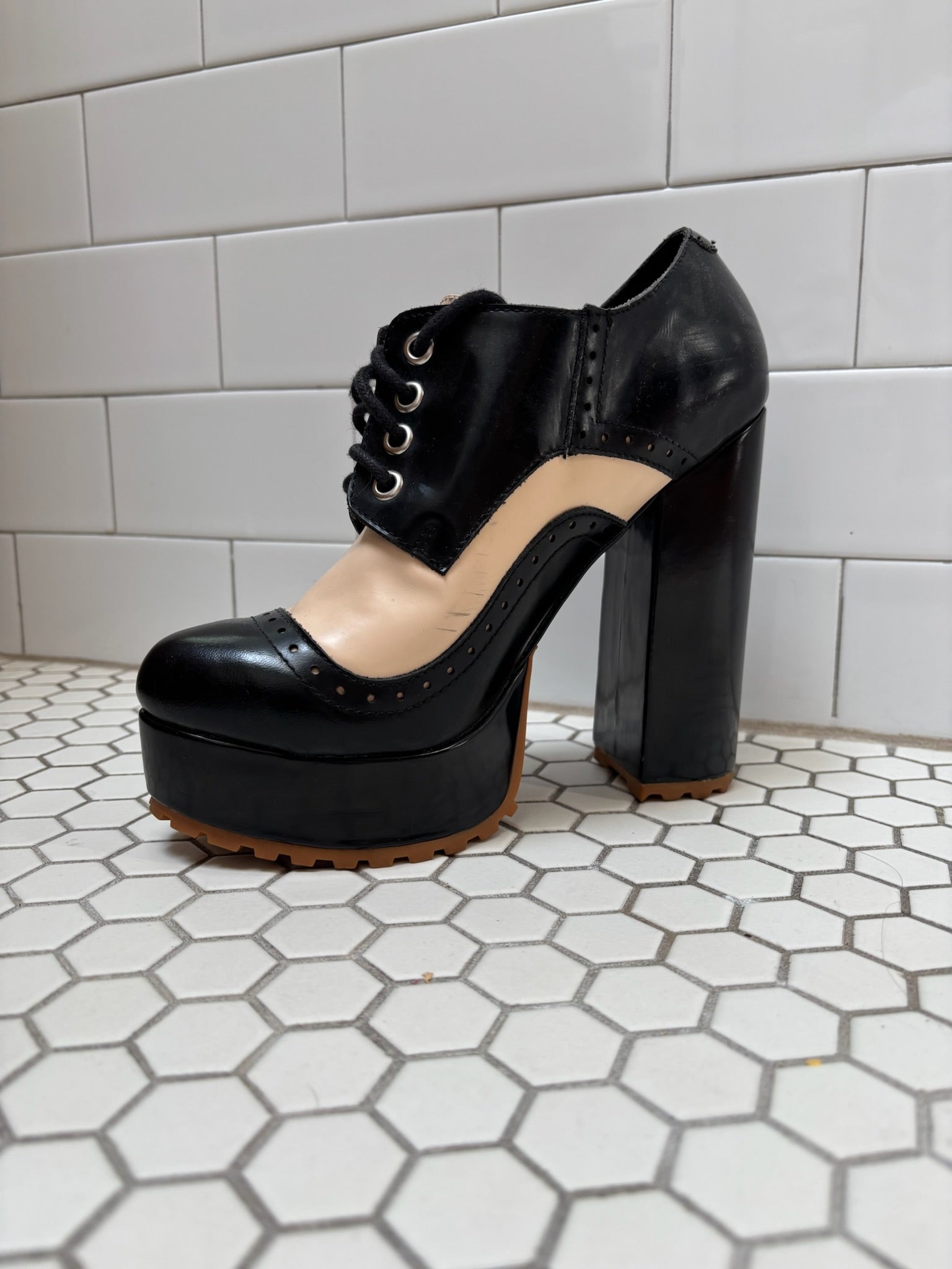 Jeffrey Campbell Black & Nude Lace-Up Platform Heels — 6" Platform, Size 8.5
