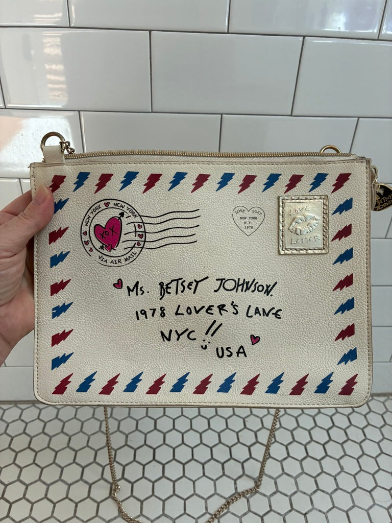 Betsey Johnson S.W.A.K. Airmail Envelope Crossbody Bag | Gold Chain | Hot Pink Rose Interior