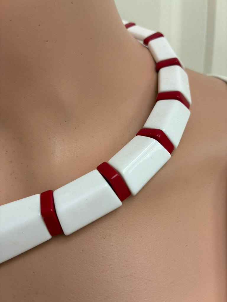 Vintage Red & White Lucite Choker Necklace with Hidden Barrel Clasp