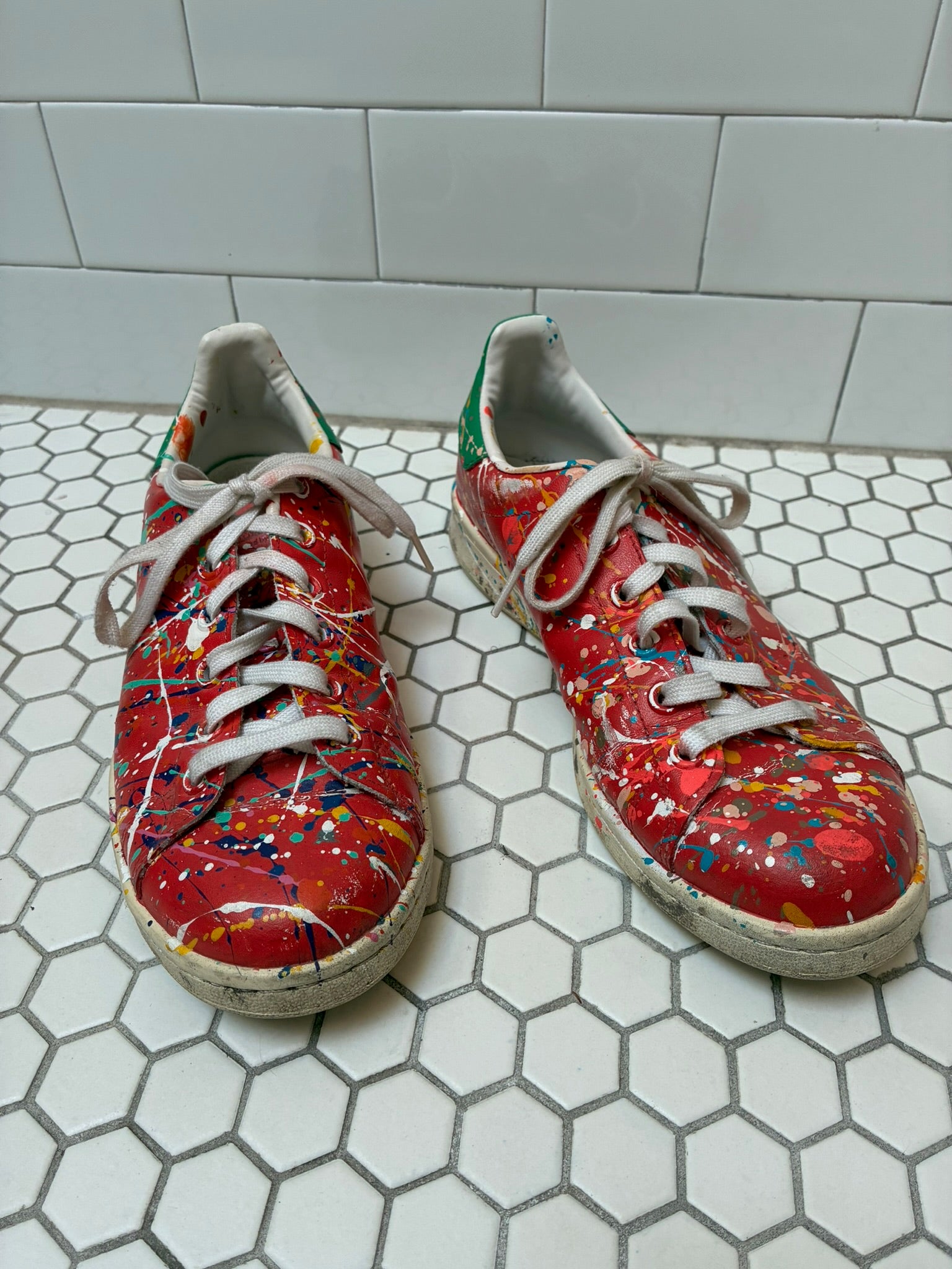 RARE Stan Smith Adidas paint splatter red shoes