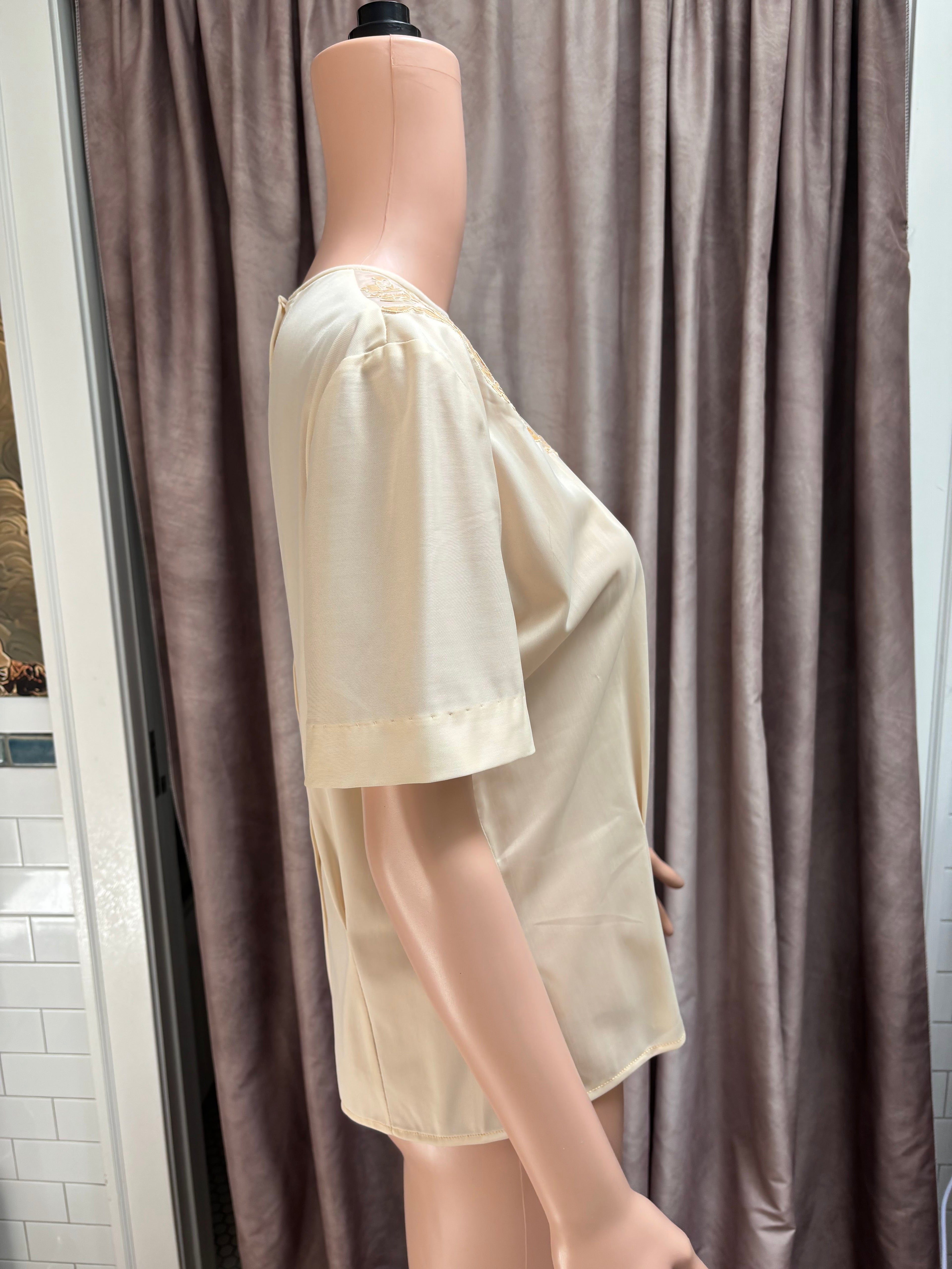 Vintage 1970s Cream Silk Polyblend Lace Detail Blouse | Back Button | Short Sleeve