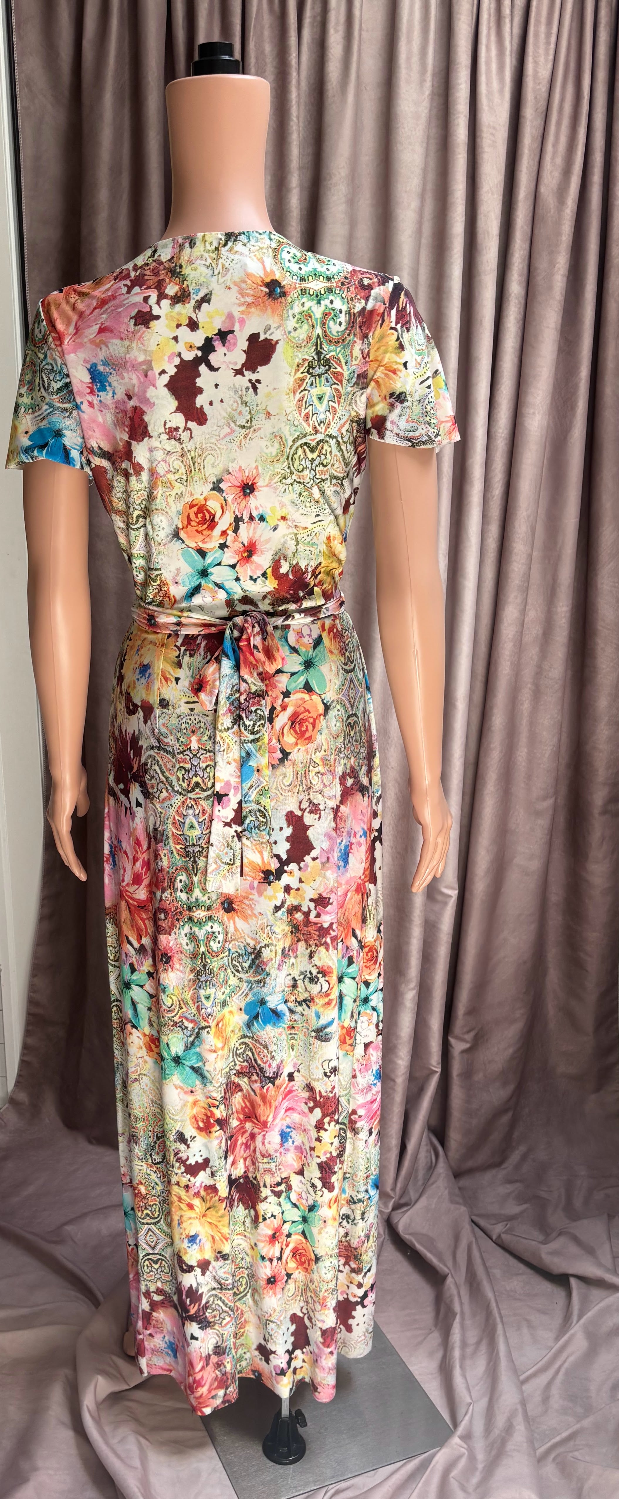 Floral Wrap Dress|Sexy Plunging Kneck Line