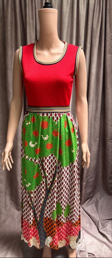Red Sleeveless and Printed Skirt Dress | Matching Shawl |Vintage 70s