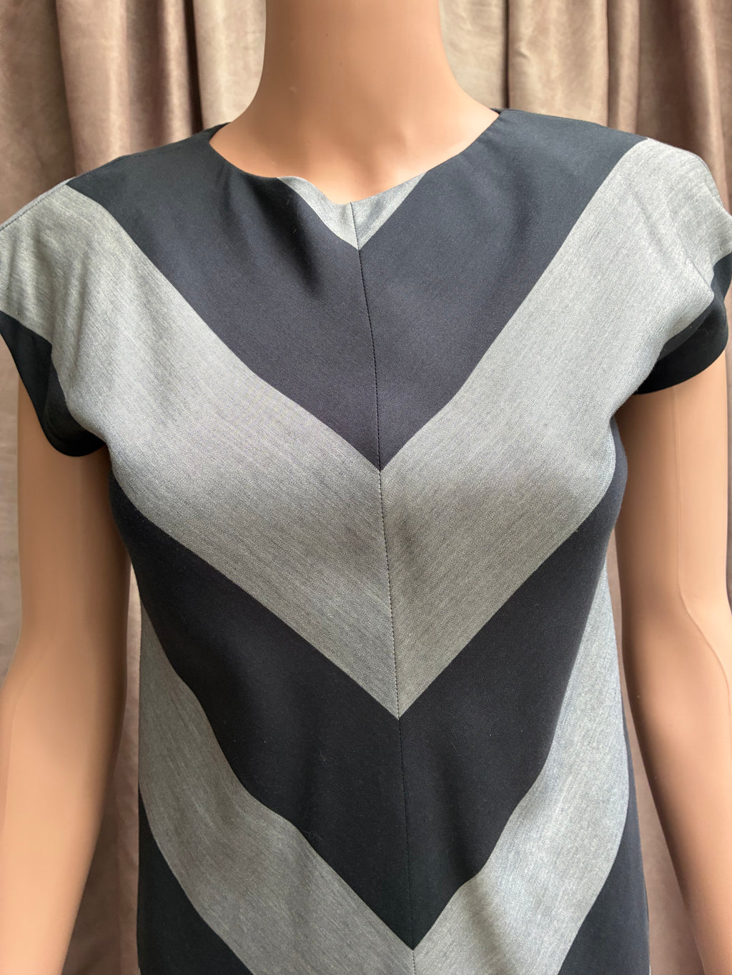 Vintage Chevron Colorblock Shift Dress | Navy & Ice Blue