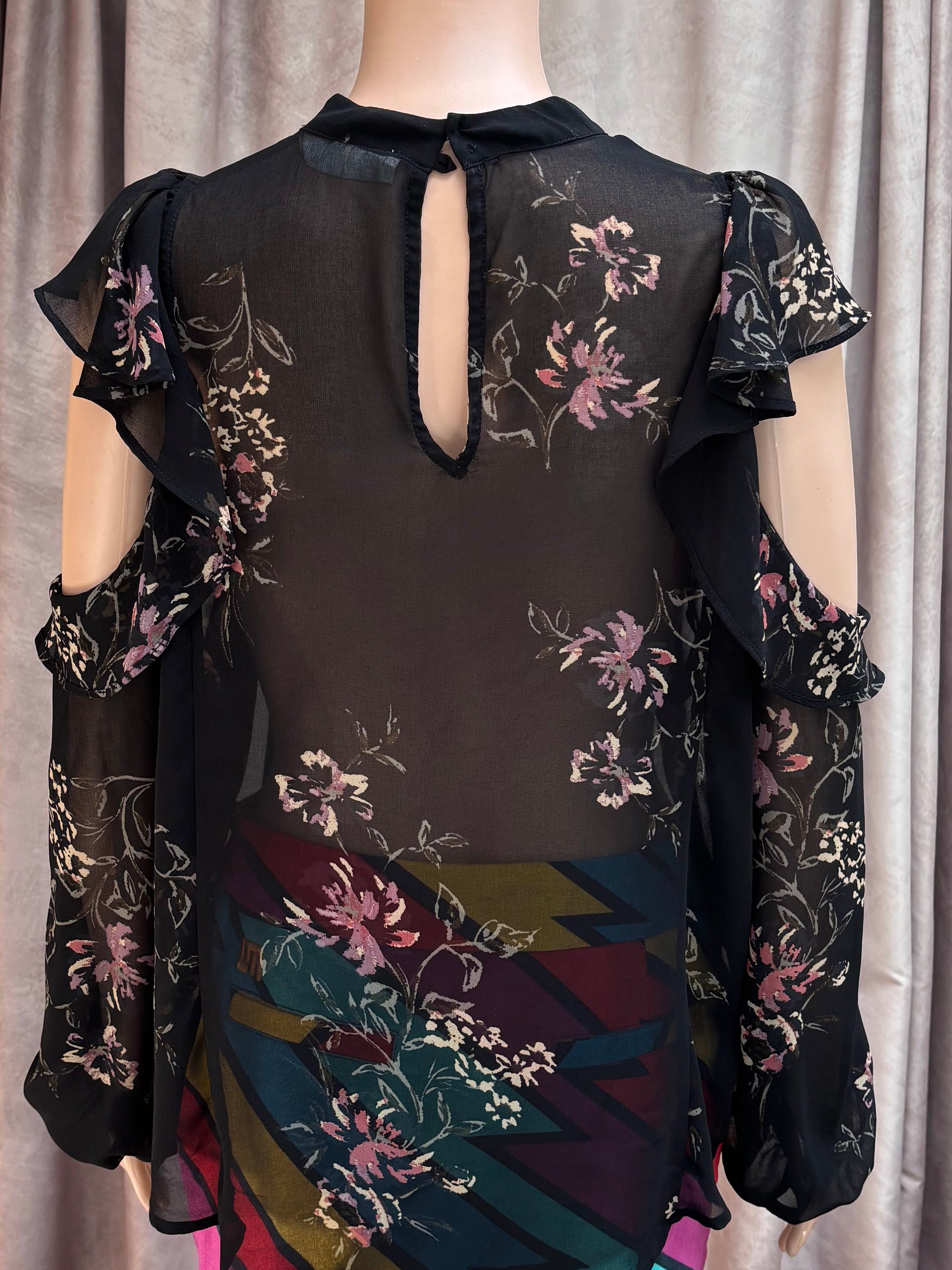 Aldo Black Sheer Floral Cold Shoulder Ruffle Blouse – Size Large