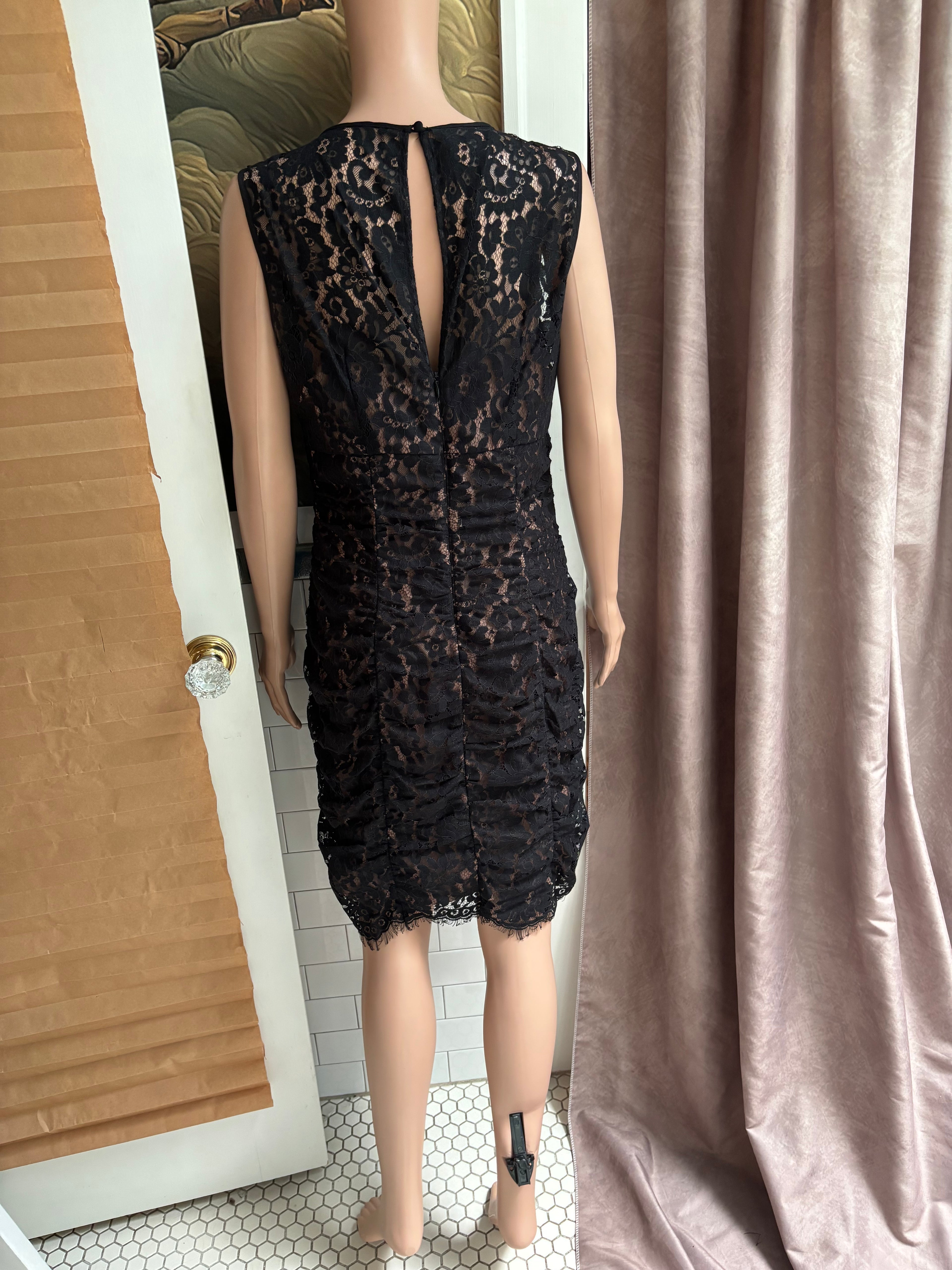 Black Lace Bodycon Cocktail Dress