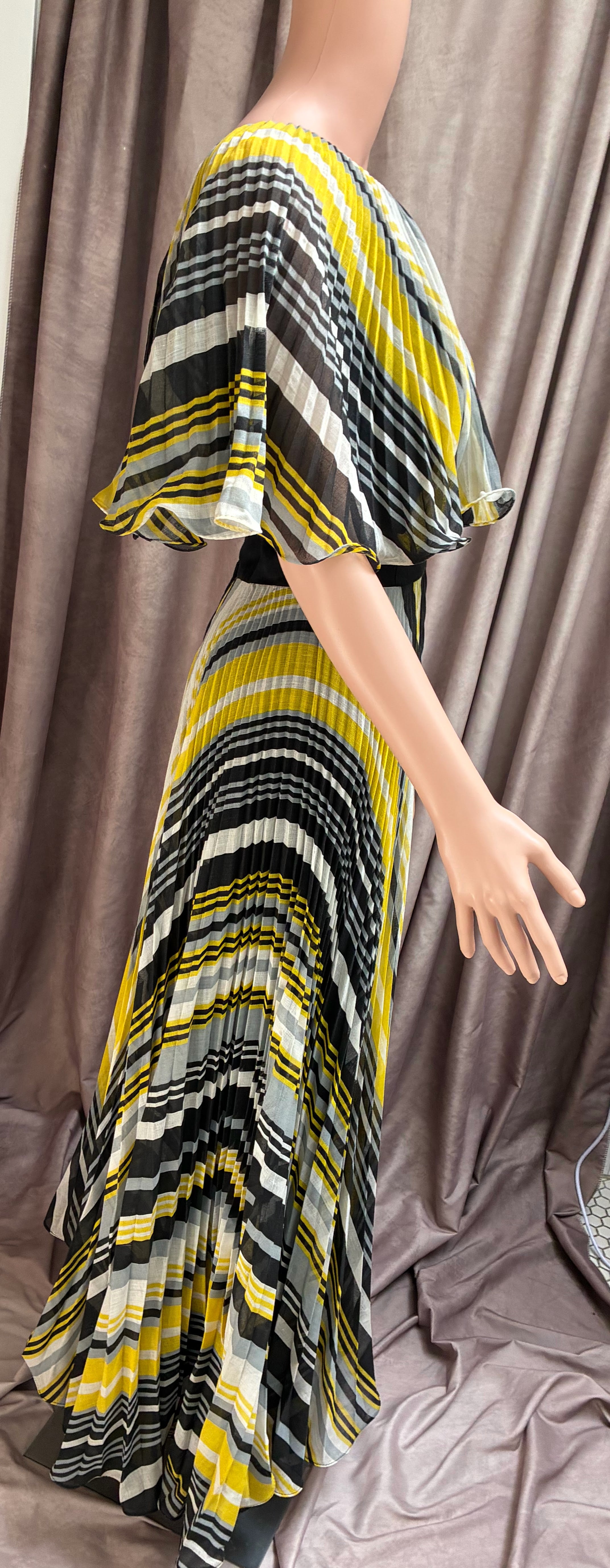 Vintage 1970s Miss Elliette California Yellow Striped Silk Linen Ballgown | 360° Accordion Skirt