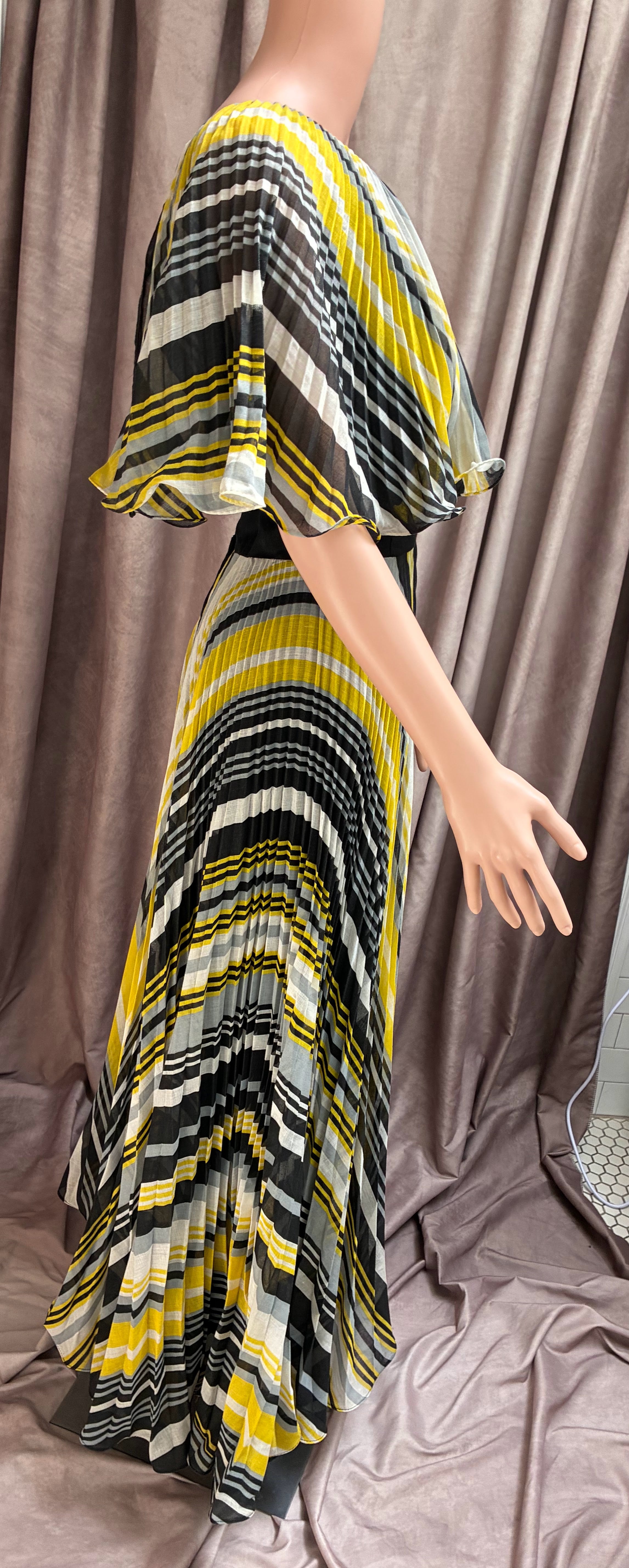 Vintage 1970s Miss Elliette California Yellow Striped Silk Linen Ballgown | 360° Accordion Skirt