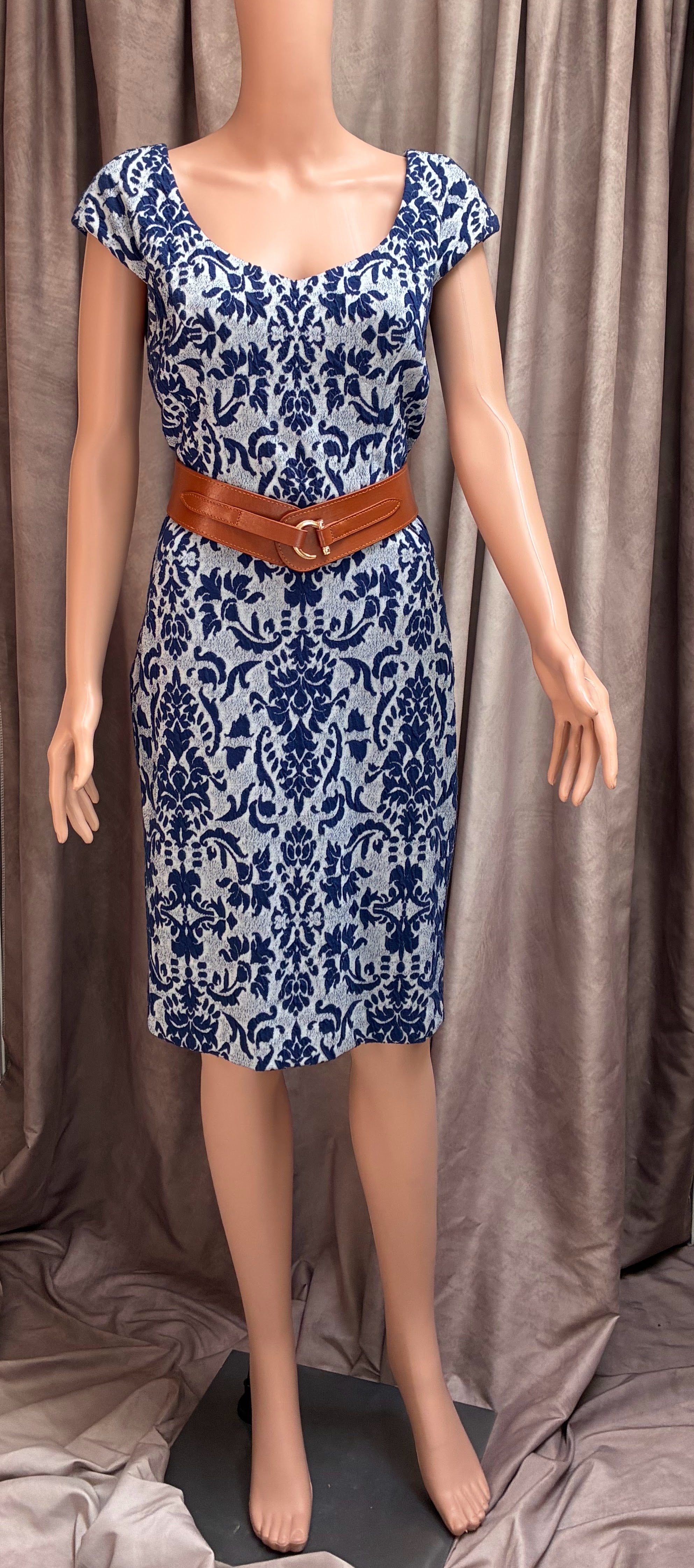 Vintage Julia Jordan Delft Blue & White Porcelain Print Bodycon Dress | Sizes 8–12
