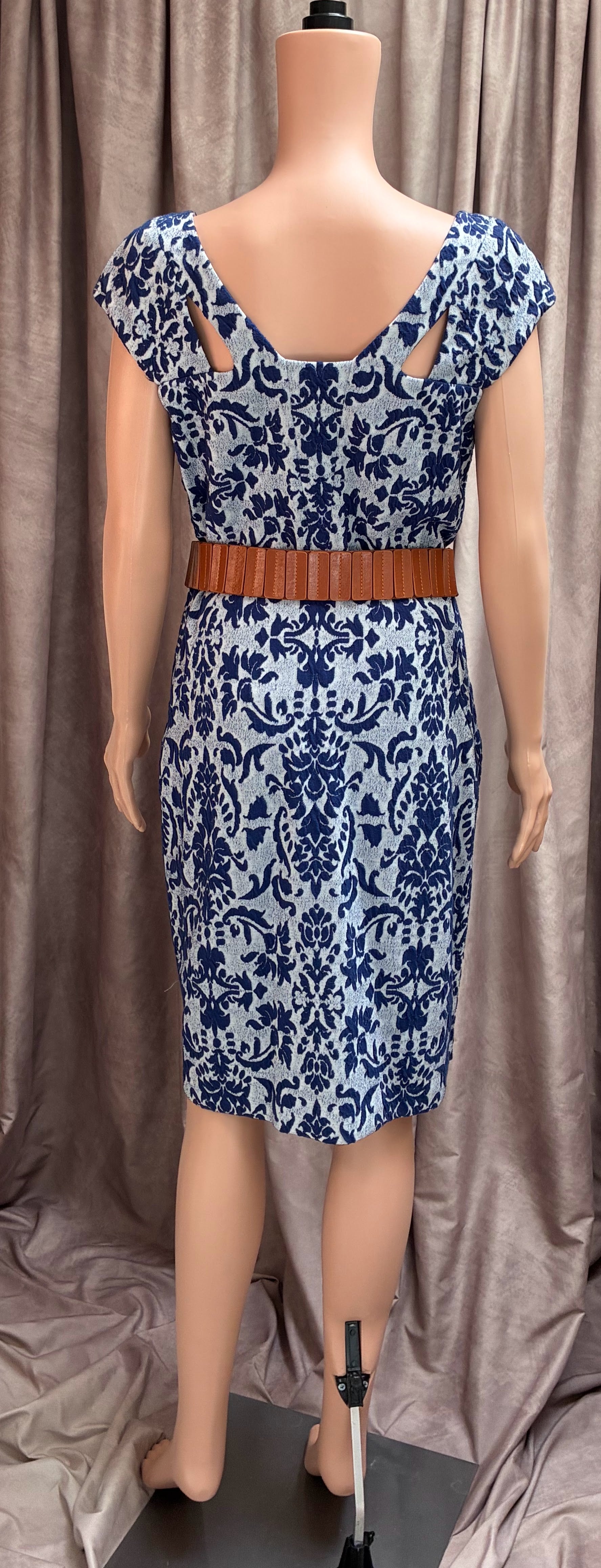 Vintage Julia Jordan Delft Blue & White Porcelain Print Bodycon Dress | Sizes 8–12