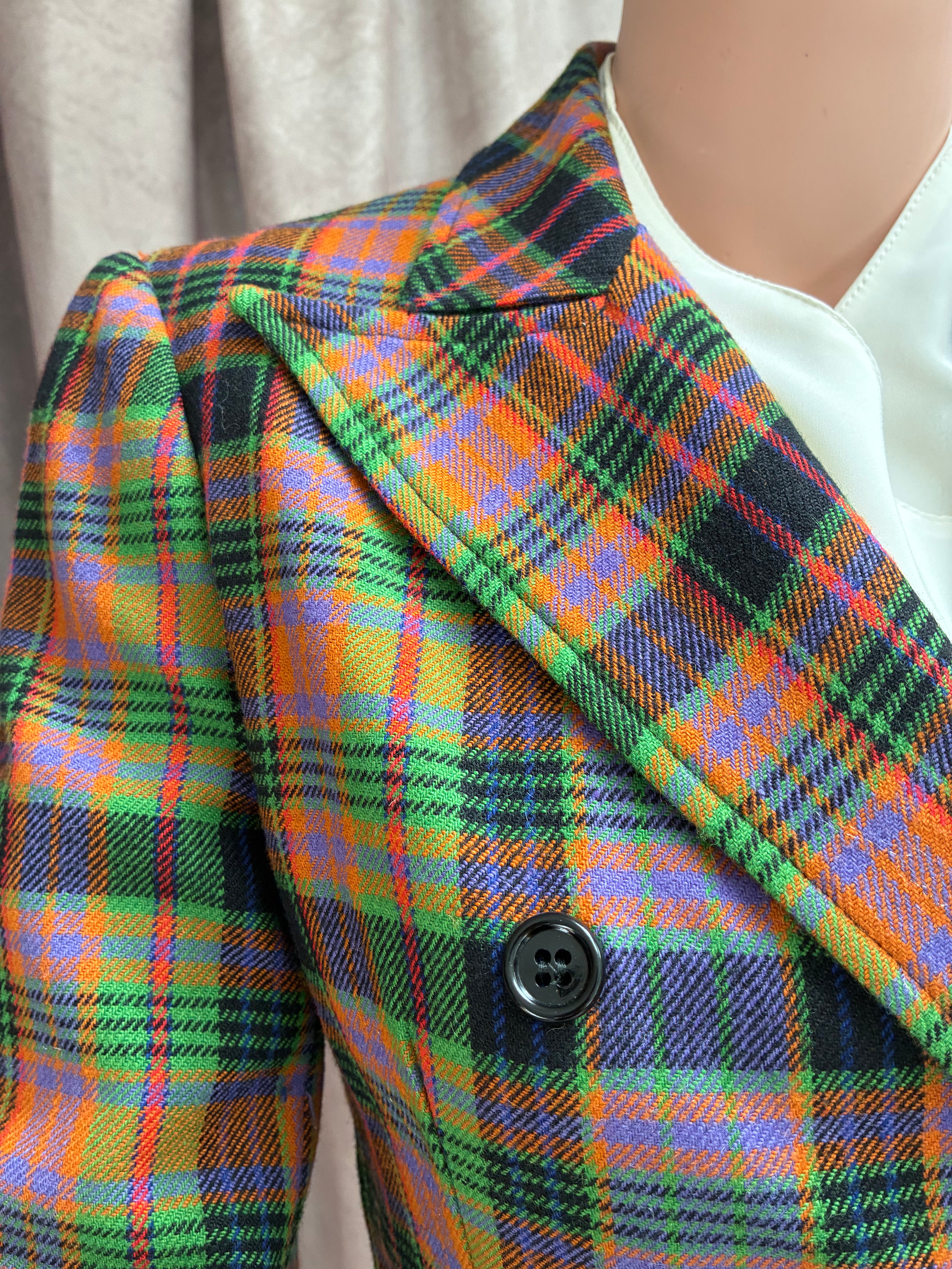 100% Wool Scottish Plaid Blazer | Unique Colorway | Size M
