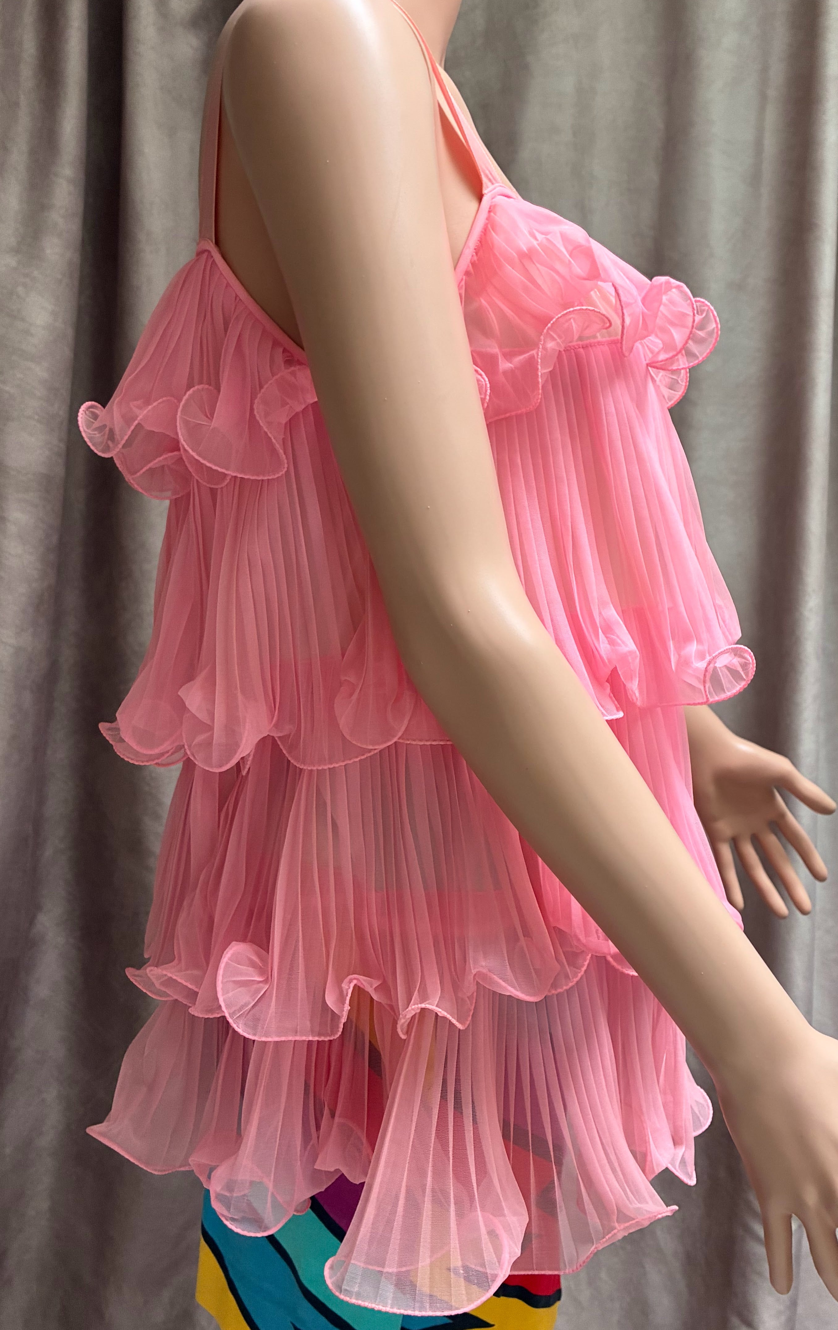 Gorgeous vintage pink chiffon tank!