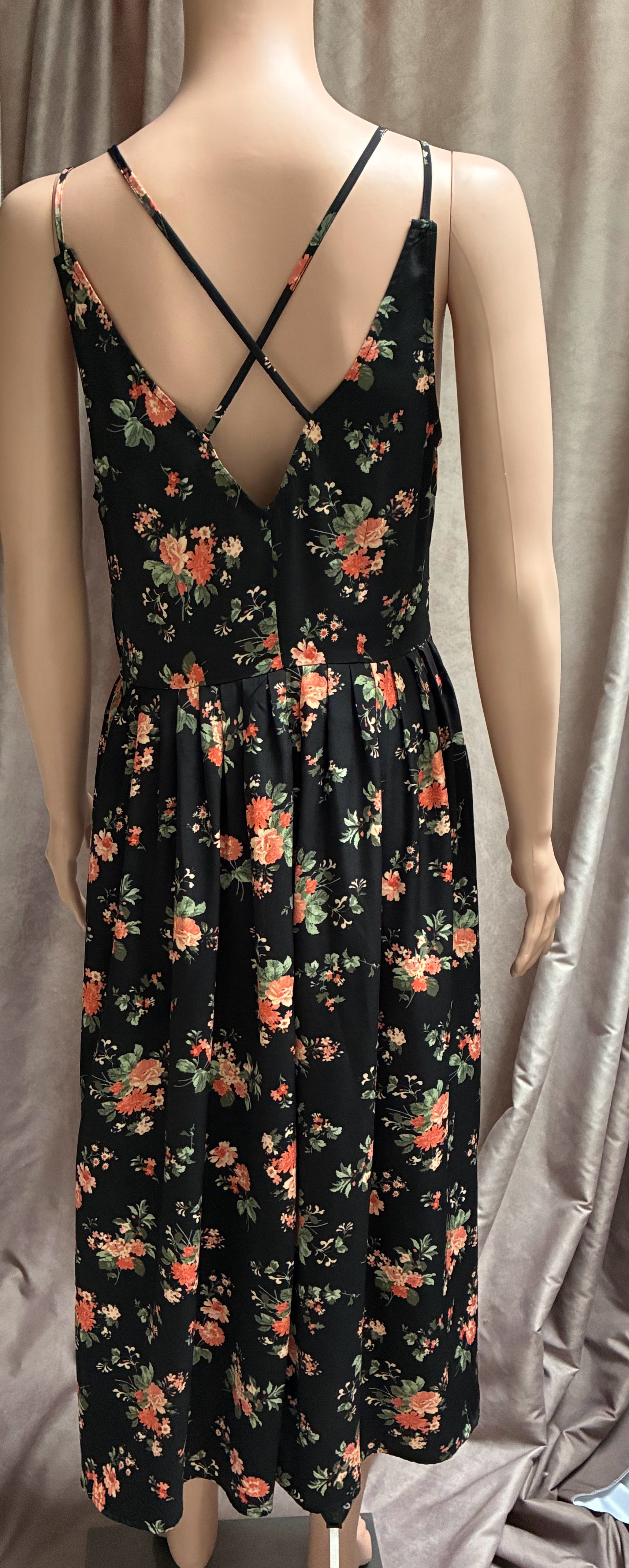 Vintage Y2K Jack Black Floral Midi Dress — Size Medium