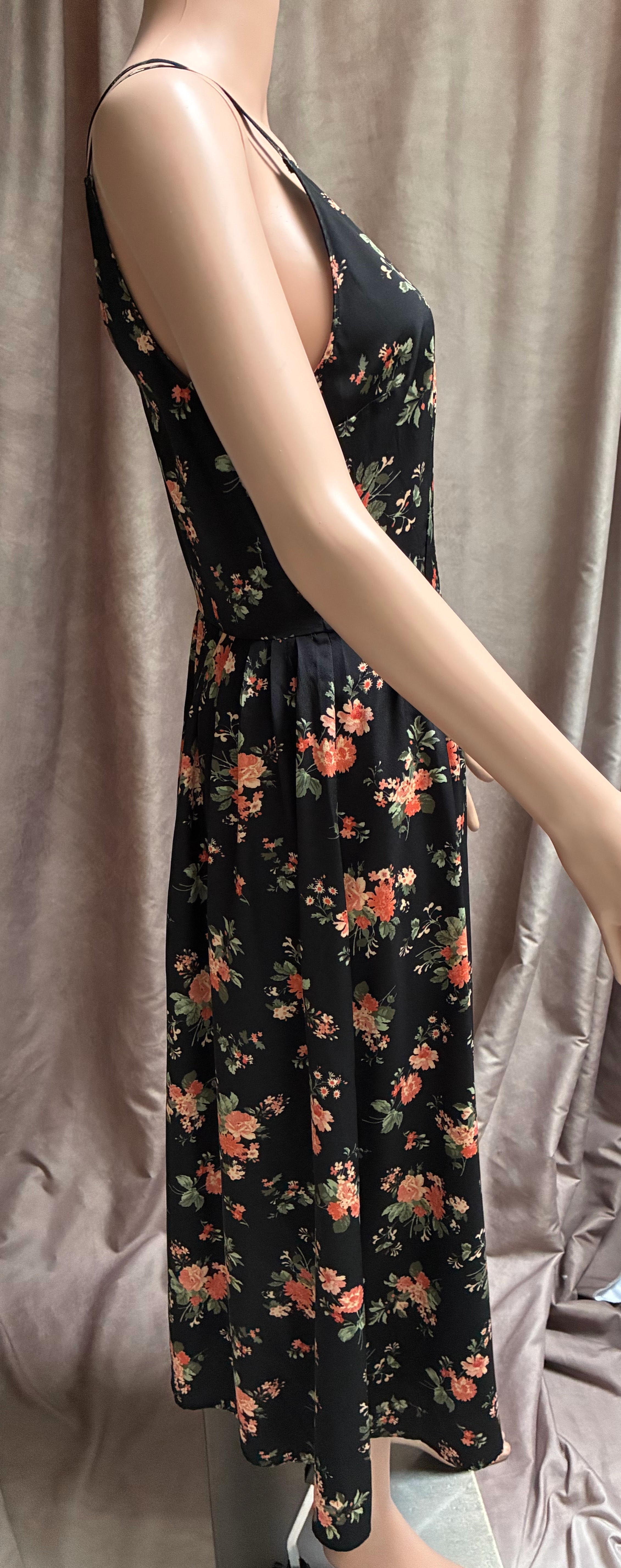 Vintage Y2K Jack Black Floral Midi Dress — Size Medium
