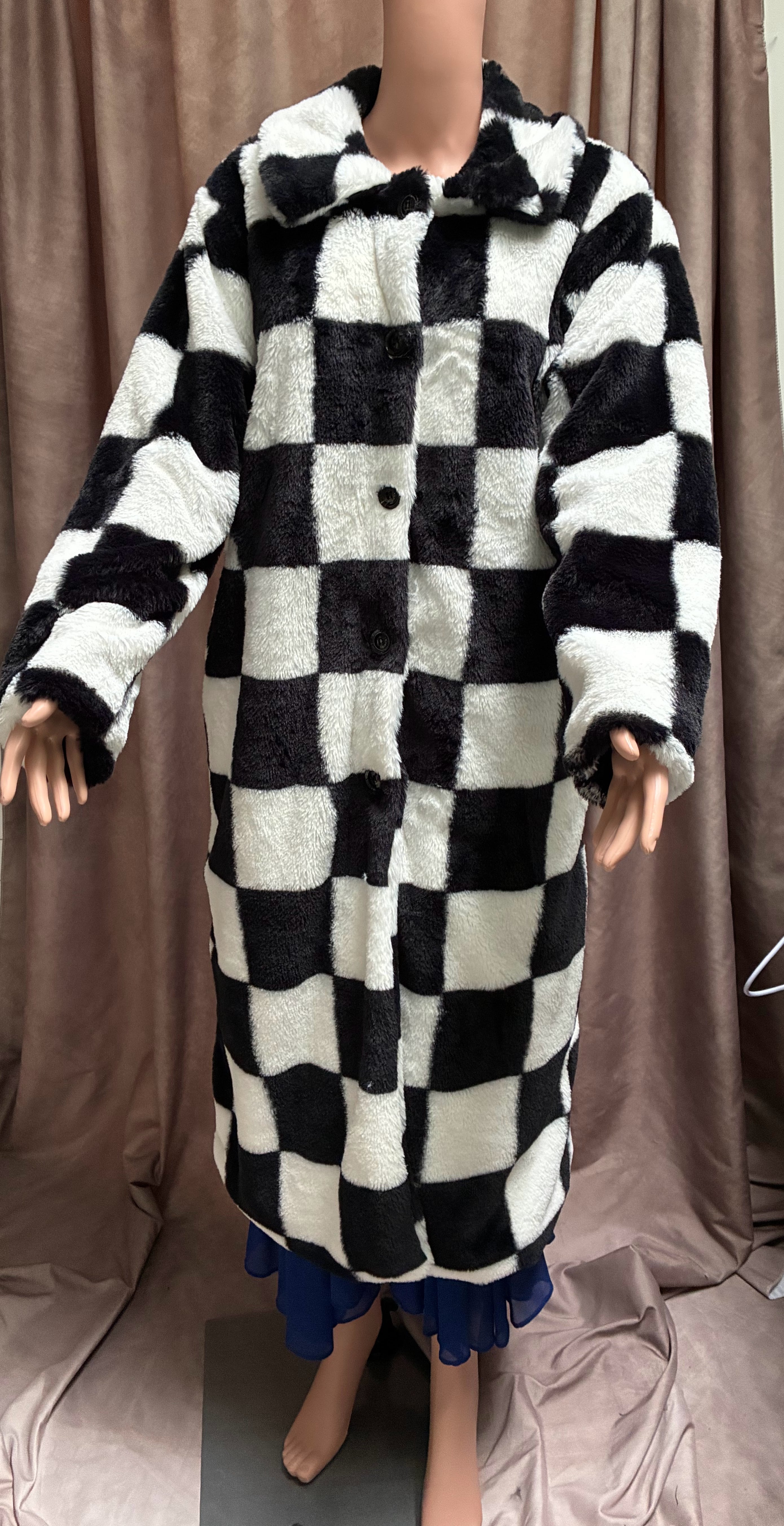Black & White Checkerboard Faux Fur Coat — Size XL
