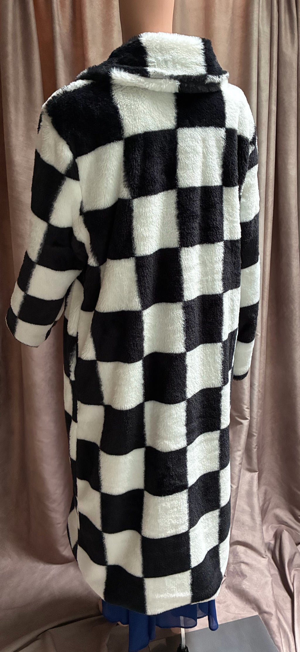Black & White Checkerboard Faux Fur Coat — Size XL