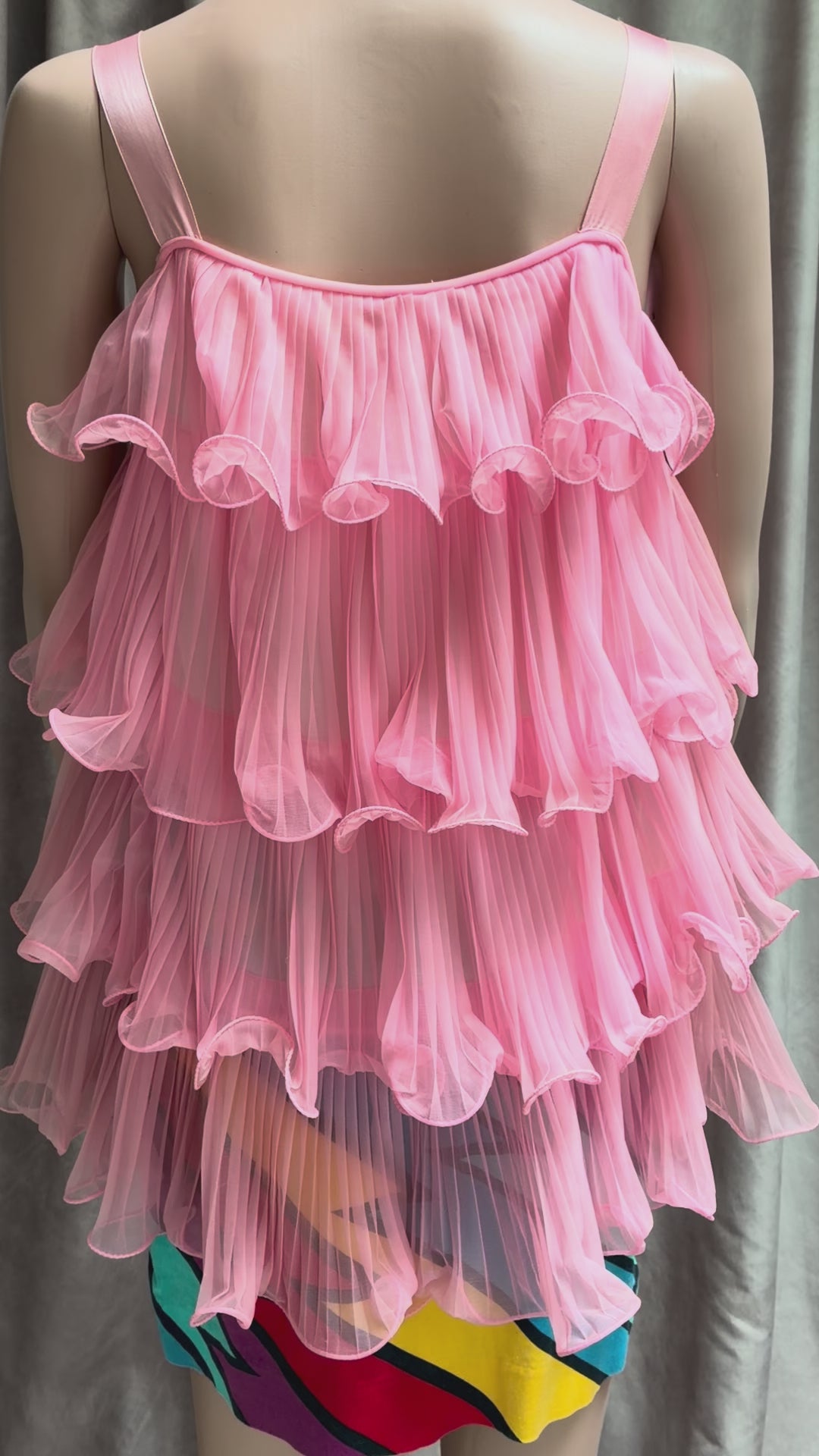 Gorgeous vintage pink chiffon tank!